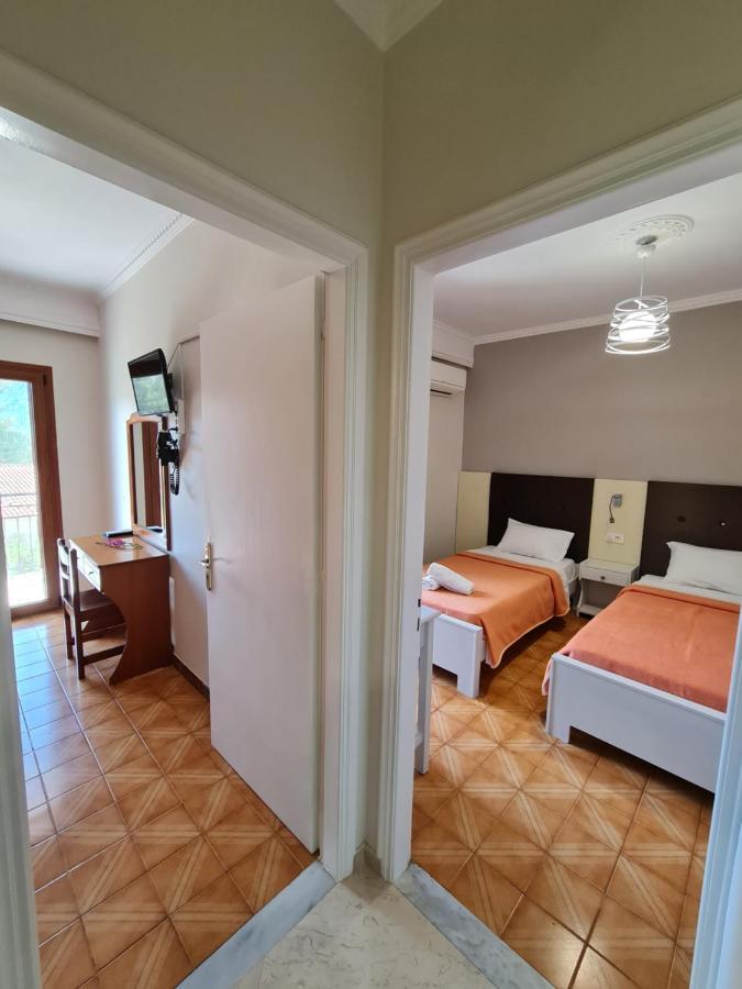 Zigos Apartments 伊古迈尼察 外观 照片